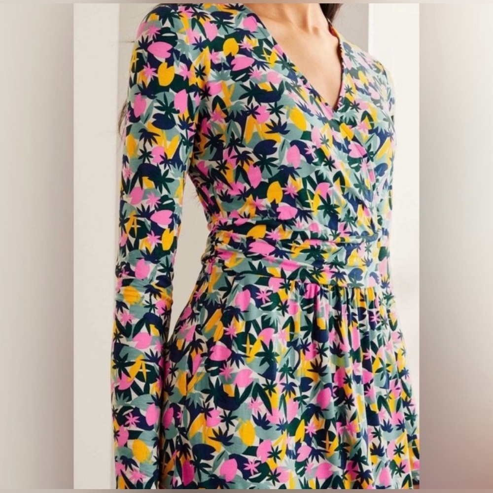 Beautiful Boden Floral Long Sleeve Dress - Picture 3 of 10